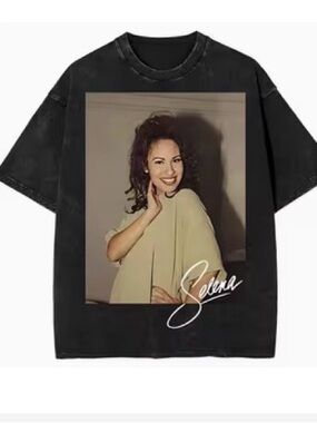 Selena Quintanilla Vintage 90s Photo Graphic T-Shirt NEW XXL, XL, LRG unisex